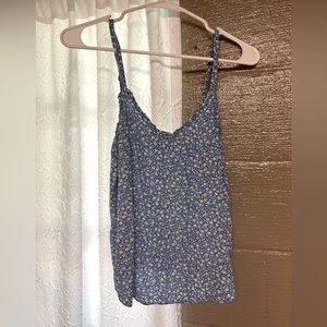 Size Small thin strap floral top